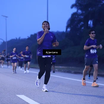 Runner Photo 7373688