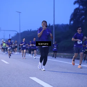 Runner Photo 7373729