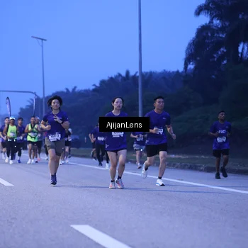 Runner Photo 7373772