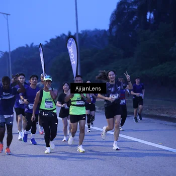 Runner Photo 7373811