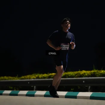 Runner Photo 7373814