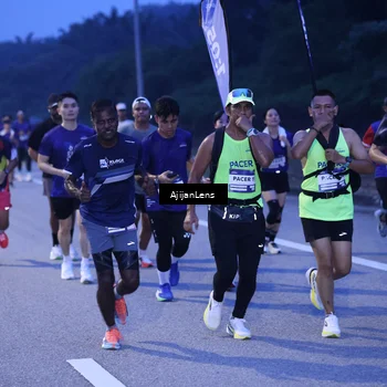 Runner Photo 7373836