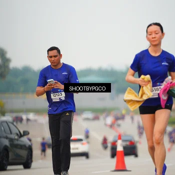 Runner Photo 7373857