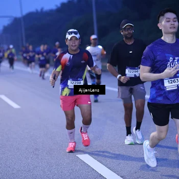 Runner Photo 7373878