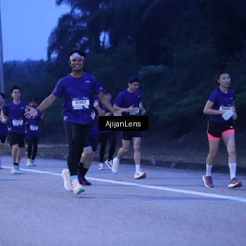 Runner Photo 7373904