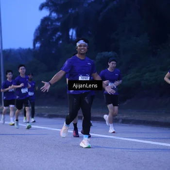 Runner Photo 7373941