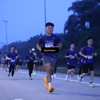 Runner Photo 7373945
