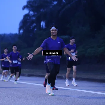 Runner Photo 7373947