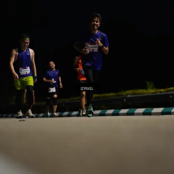 Runner Photo 7373951