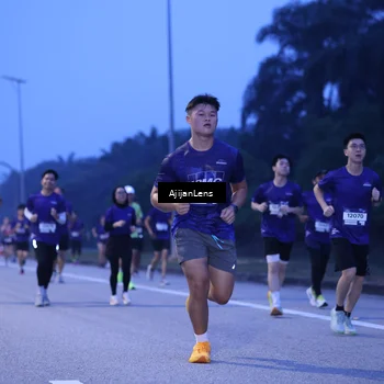 Runner Photo 7373964