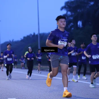 Runner Photo 7373973