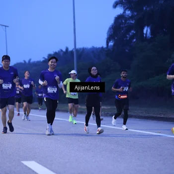 Runner Photo 7373983