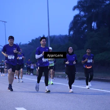 Runner Photo 7374001