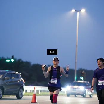 Runner Photo 7374019