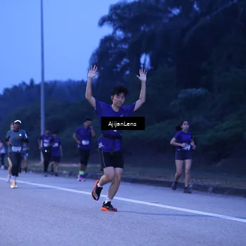 Runner Photo 7374052