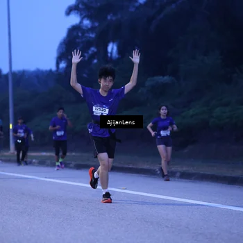 Runner Photo 7374056