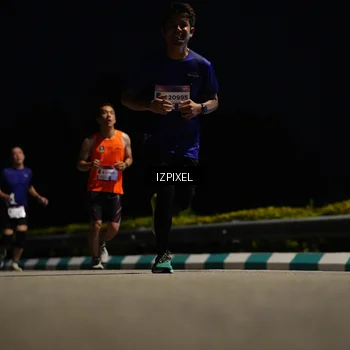 Runner Photo 7374073