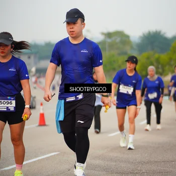 Runner Photo 7374074