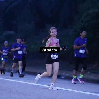 Runner Photo 7374103