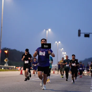 Runner Photo 7374123