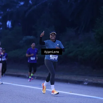 Runner Photo 7374124