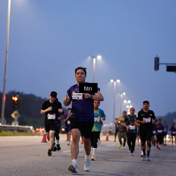 Runner Photo 7374125