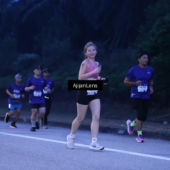 Runner Photo 7374129
