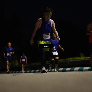 Runner Photo 7374132