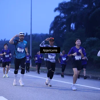 Runner Photo 7374138