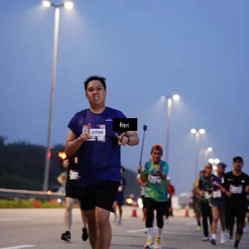 Runner Photo 7374140