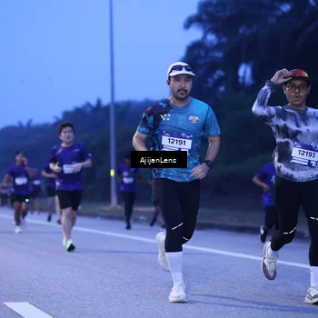 Runner Photo 7374144