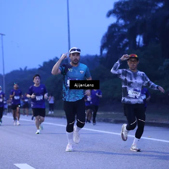 Runner Photo 7374145