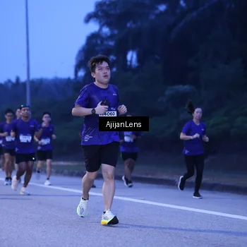 Runner Photo 7374167