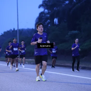 Runner Photo 7374172