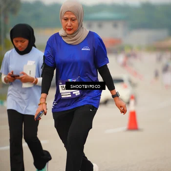Runner Photo 7374173