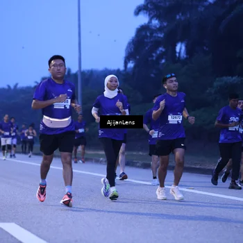 Runner Photo 7374180