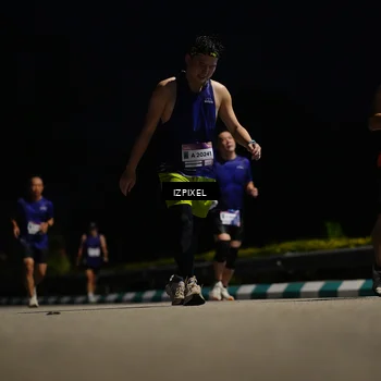Runner Photo 7374182