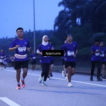 Runner Photo 7374186