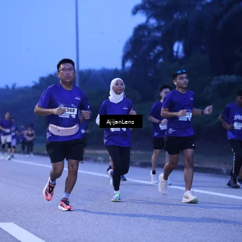 Runner Photo 7374193