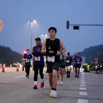 Runner Photo 7374217