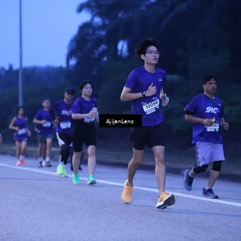 Runner Photo 7374225