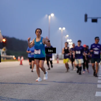 Runner Photo 7374247