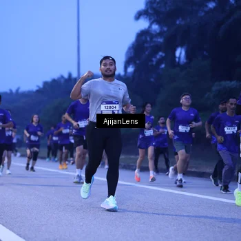 Runner Photo 7374251
