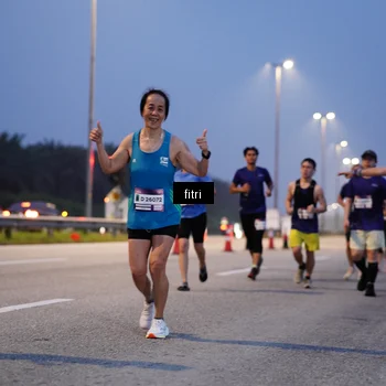 Runner Photo 7374264