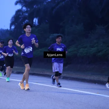 Runner Photo 7374268