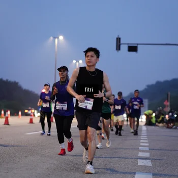 Runner Photo 7374269