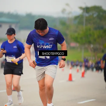 Runner Photo 7374272