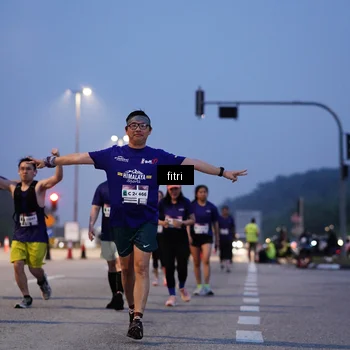 Runner Photo 7374295