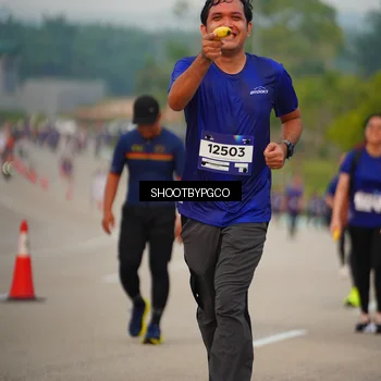 Runner Photo 7374316