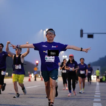 Runner Photo 7374322